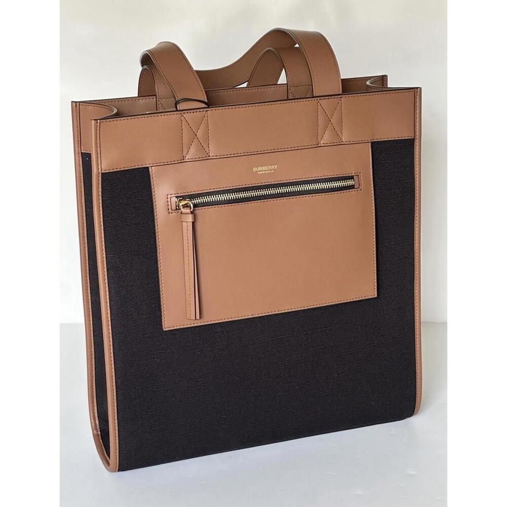 BNWT Burberry Manzon Tote Shoulder Bag Black/Dark Brown $1,350 - Picture 1 of 9